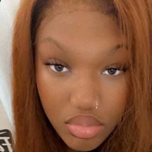 Meet your Posher, Dreama